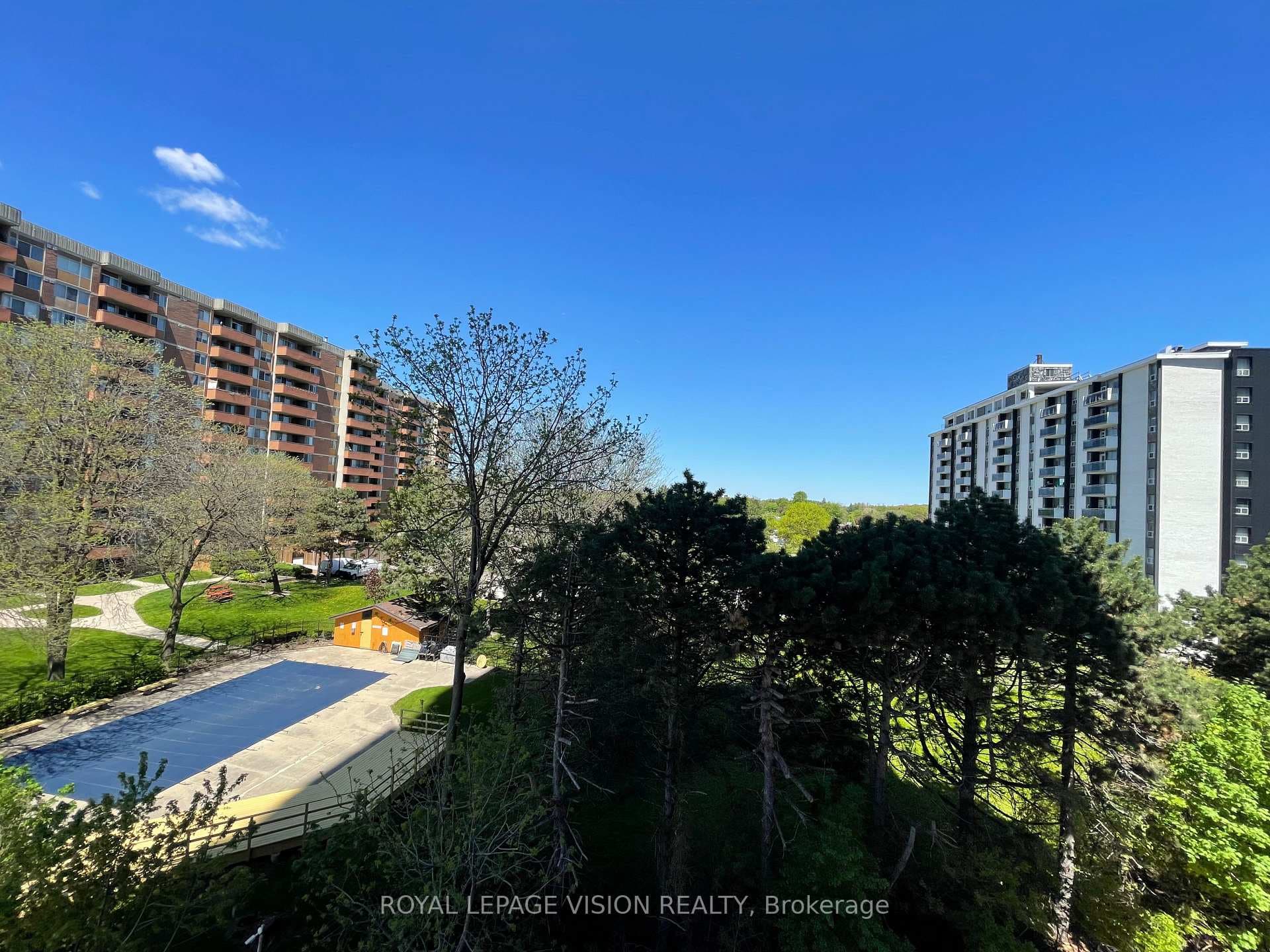 4010 Eglinton Avenue Unit 503 photo 10