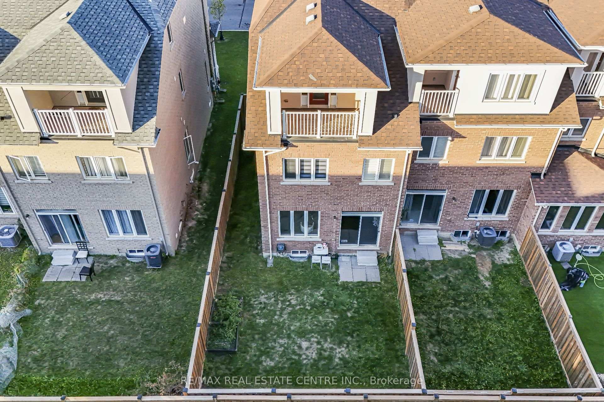 18 Talence Drive photo 8