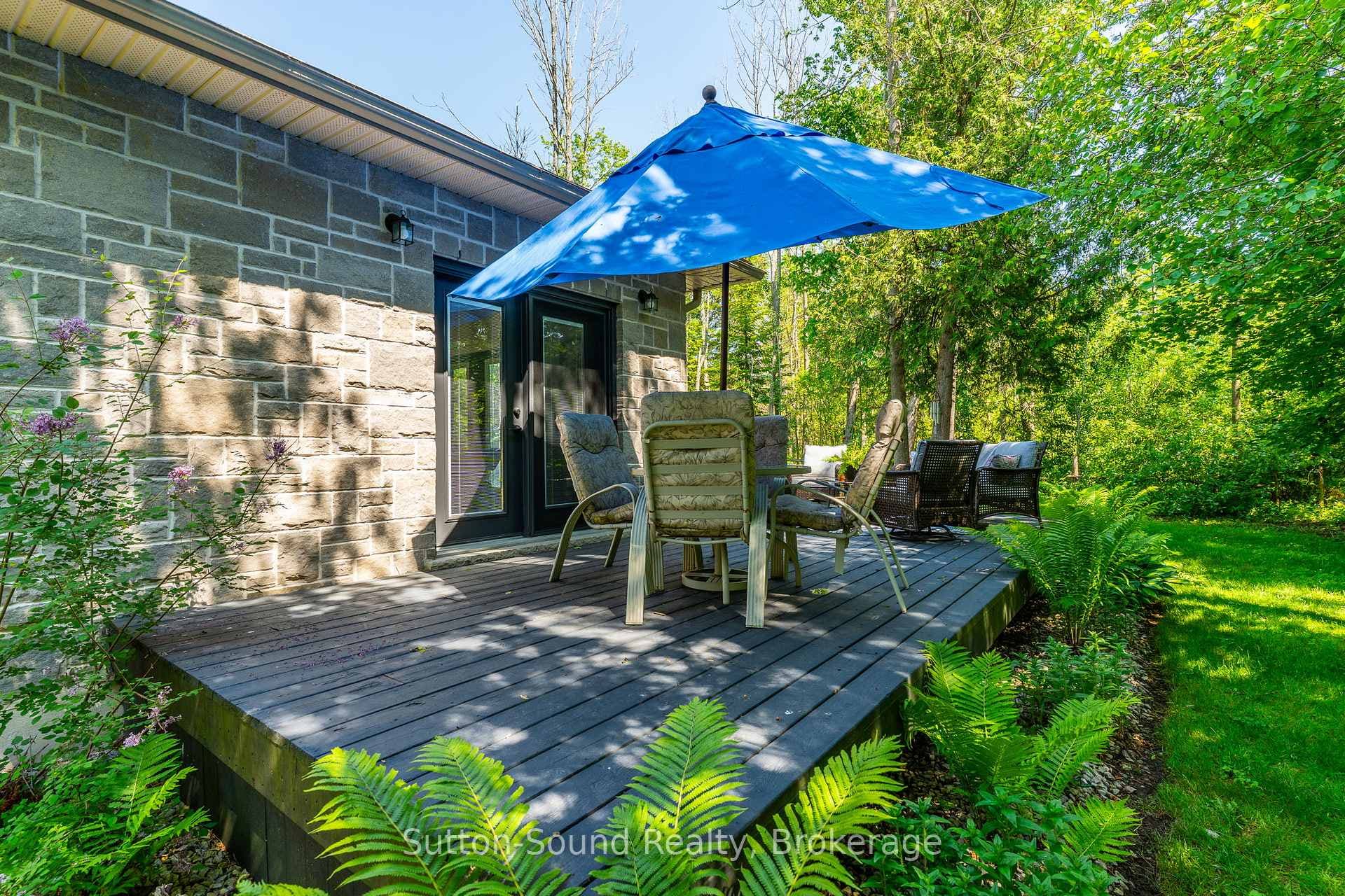 170 Lakeshore Road photo 42