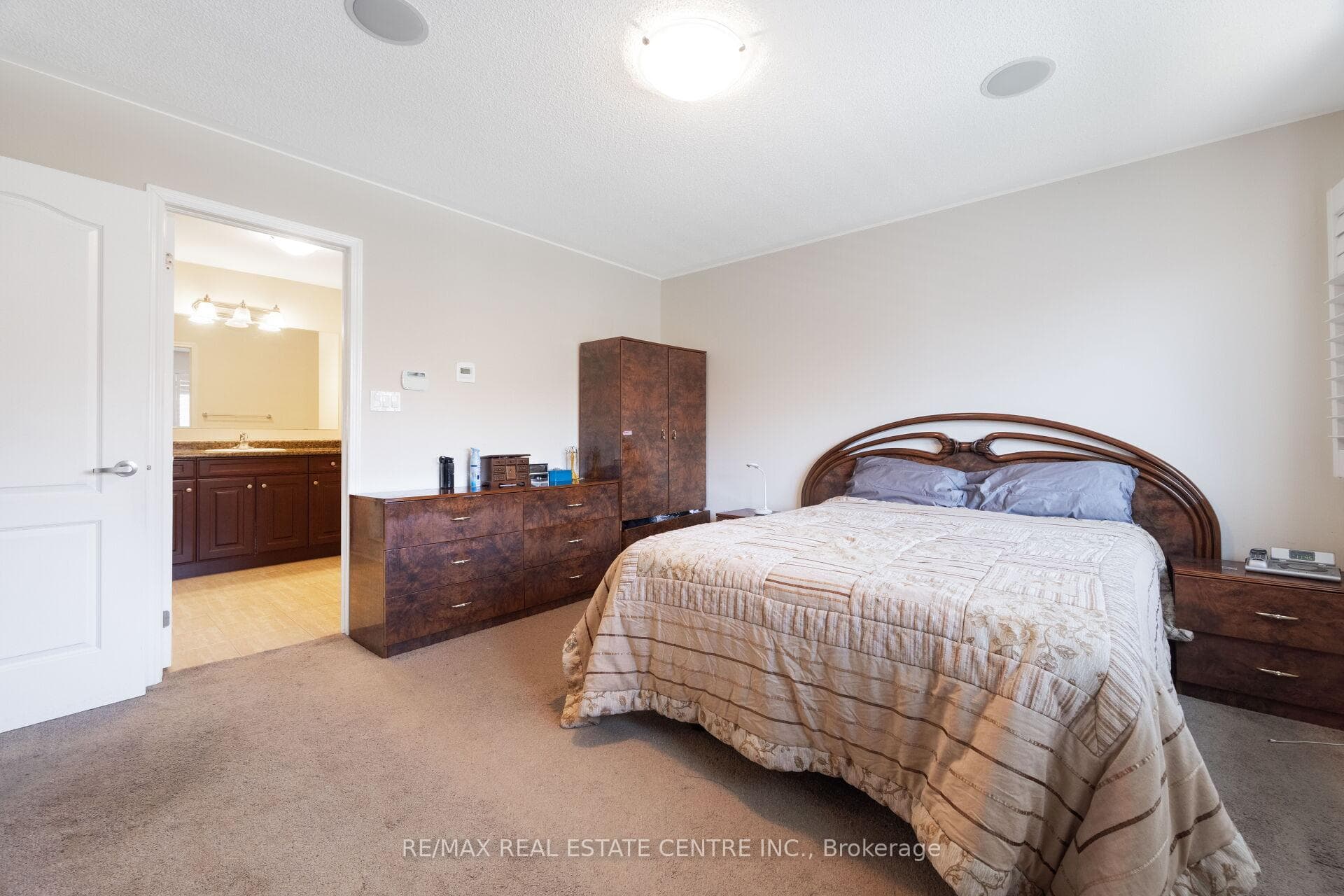 58 Seafair Crescent photo 23