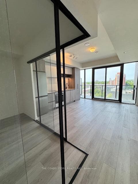 181 Sterling Road Unit 816 photo 11