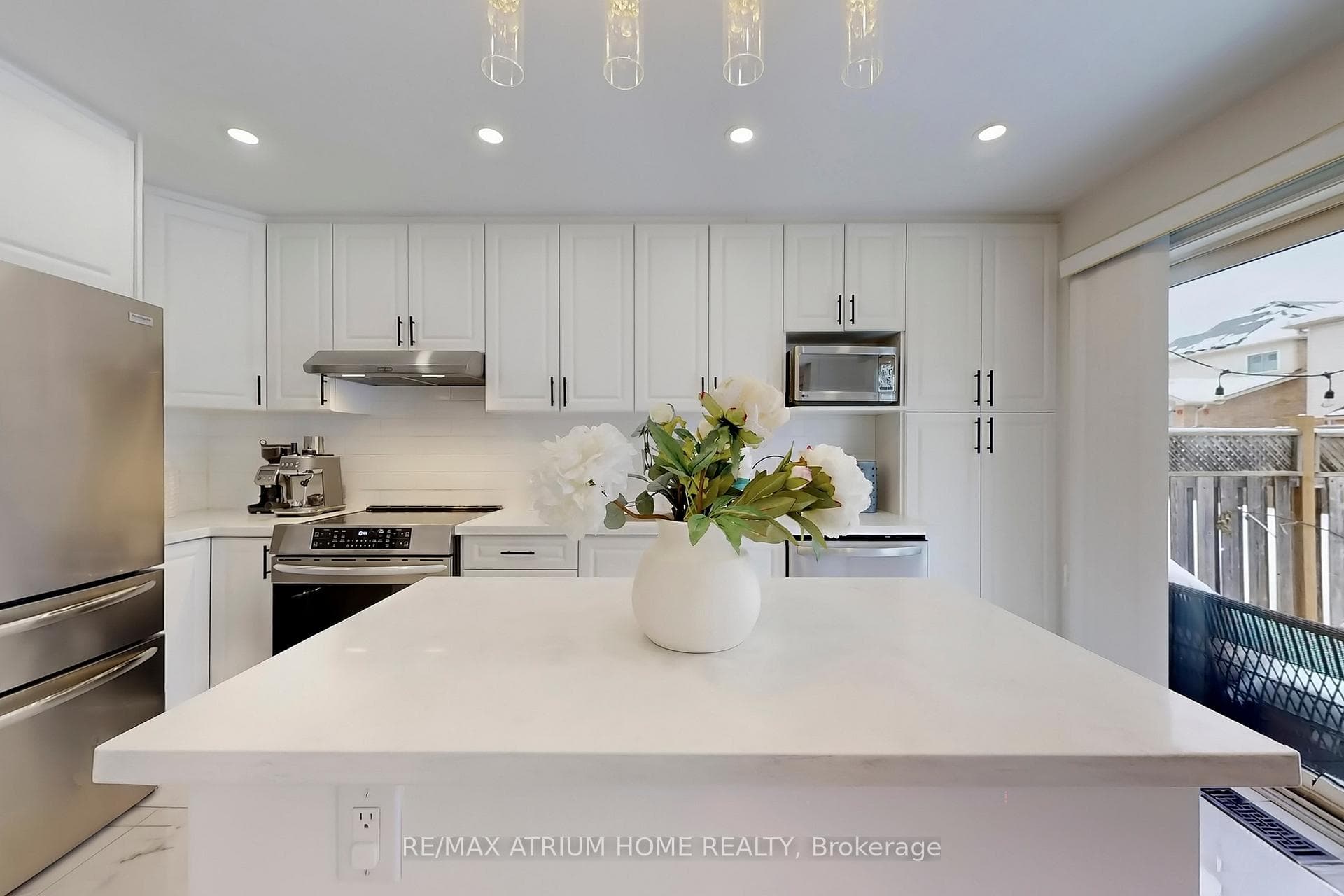 24 Castle Green Drive photo 9