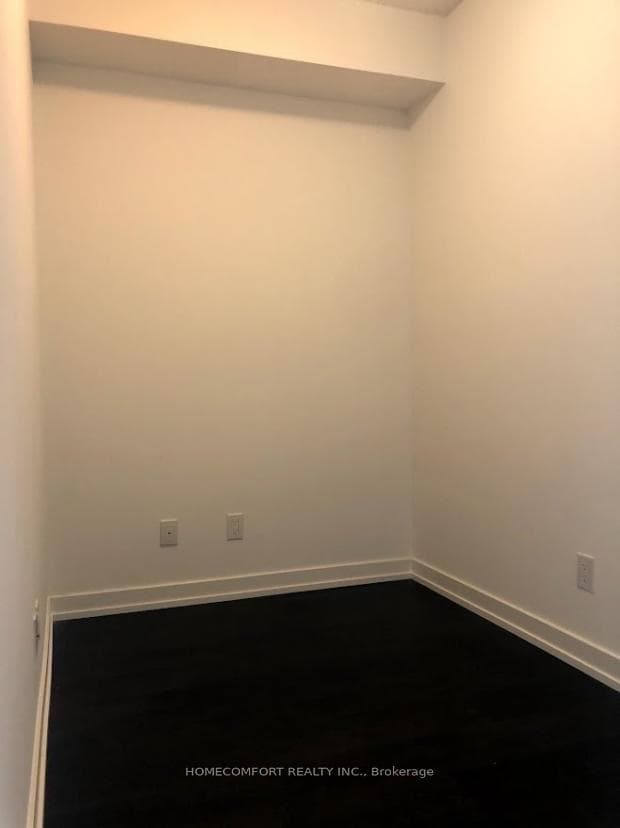 297 College Street Unit 809 photo 11