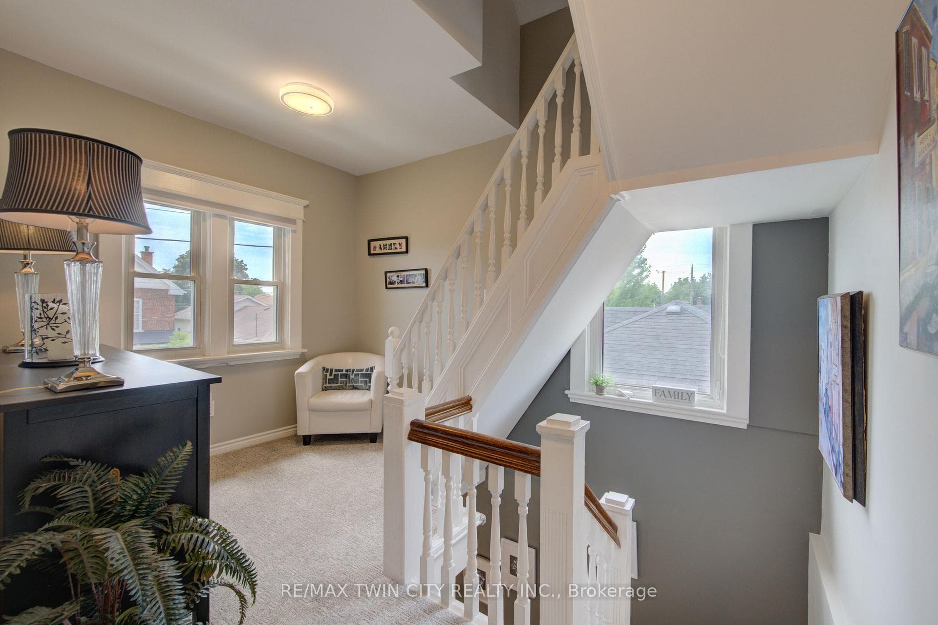 106 Sydenham Street photo 5