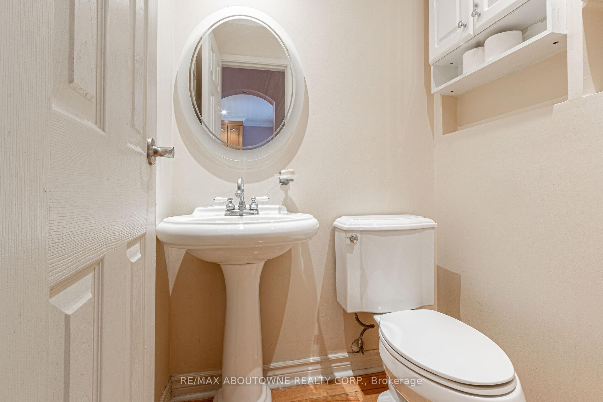 81 Chalfield Lane photo 13