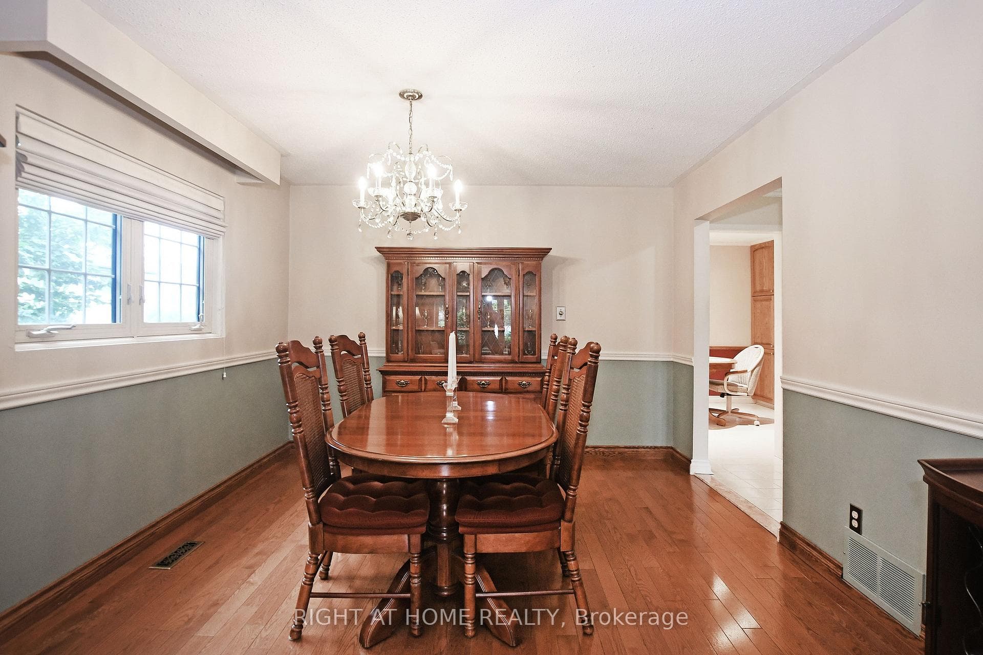 157 Kirk Drive photo 9