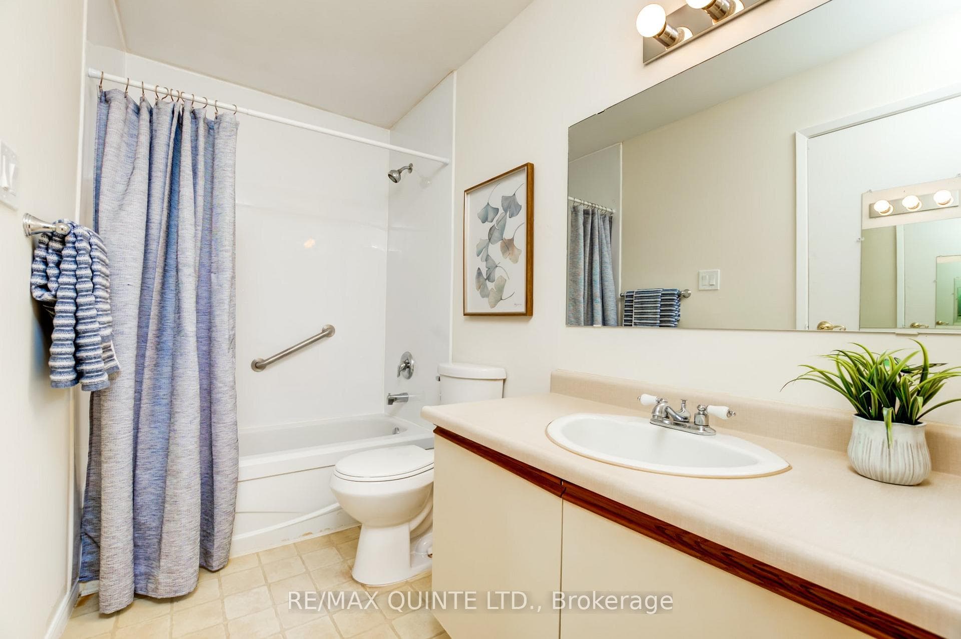 223 North Park Street Unit 109C photo 16