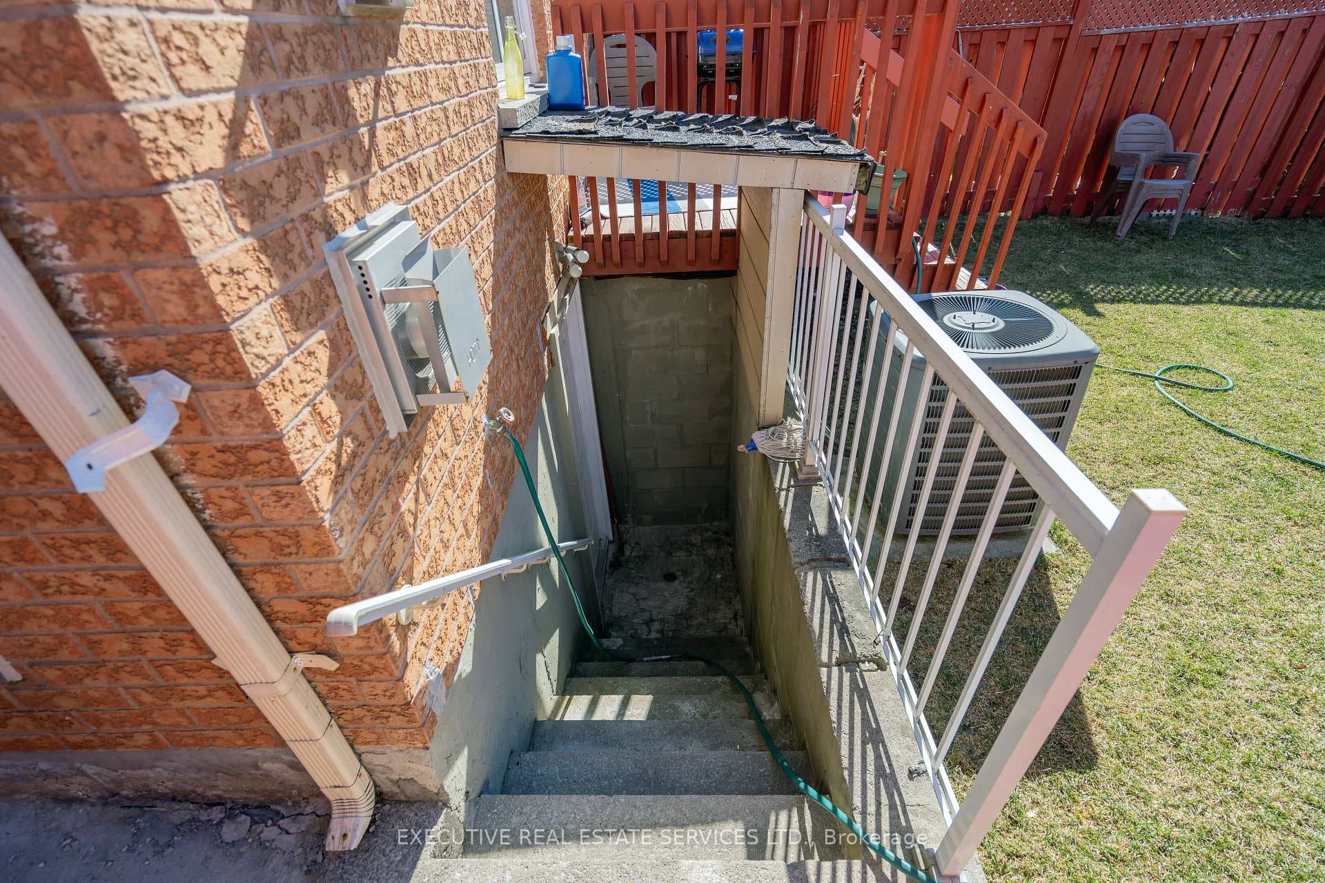 3873 Densbury Drive Unit Upper photo 27