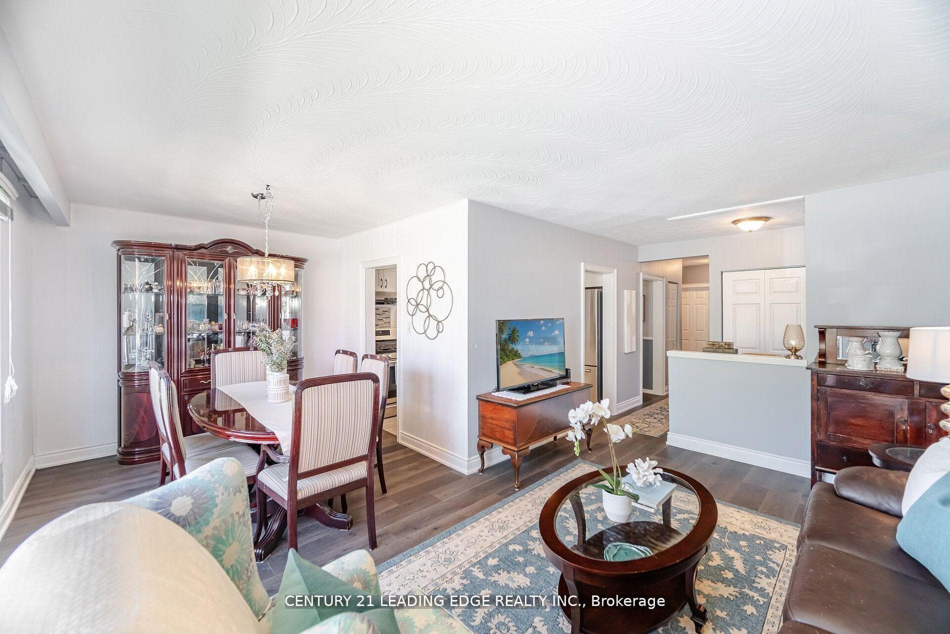 2574 Lundigan Drive photo 11