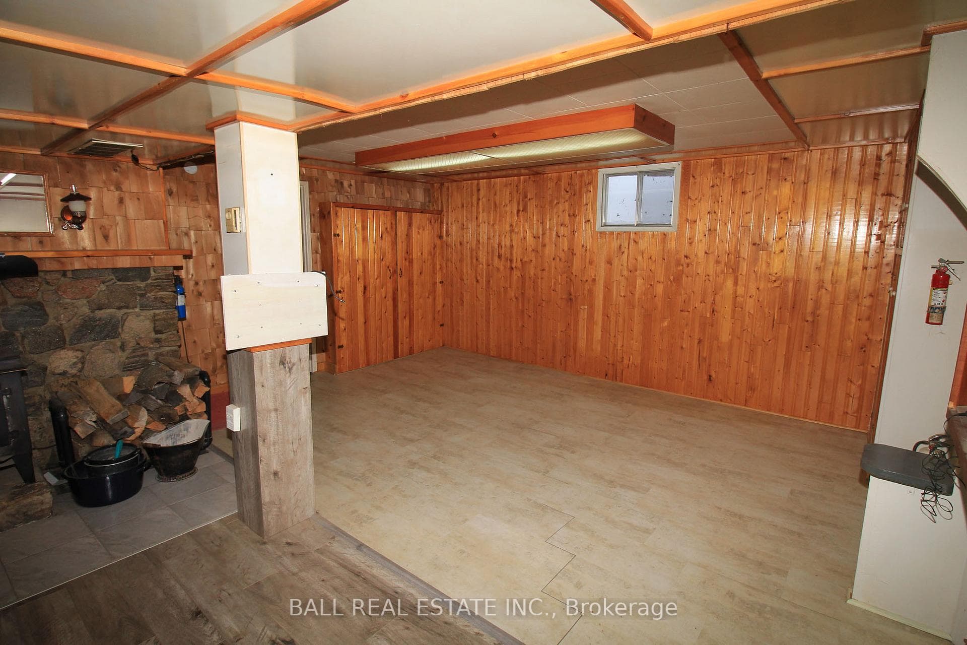 9 Great Oak Street photo 25