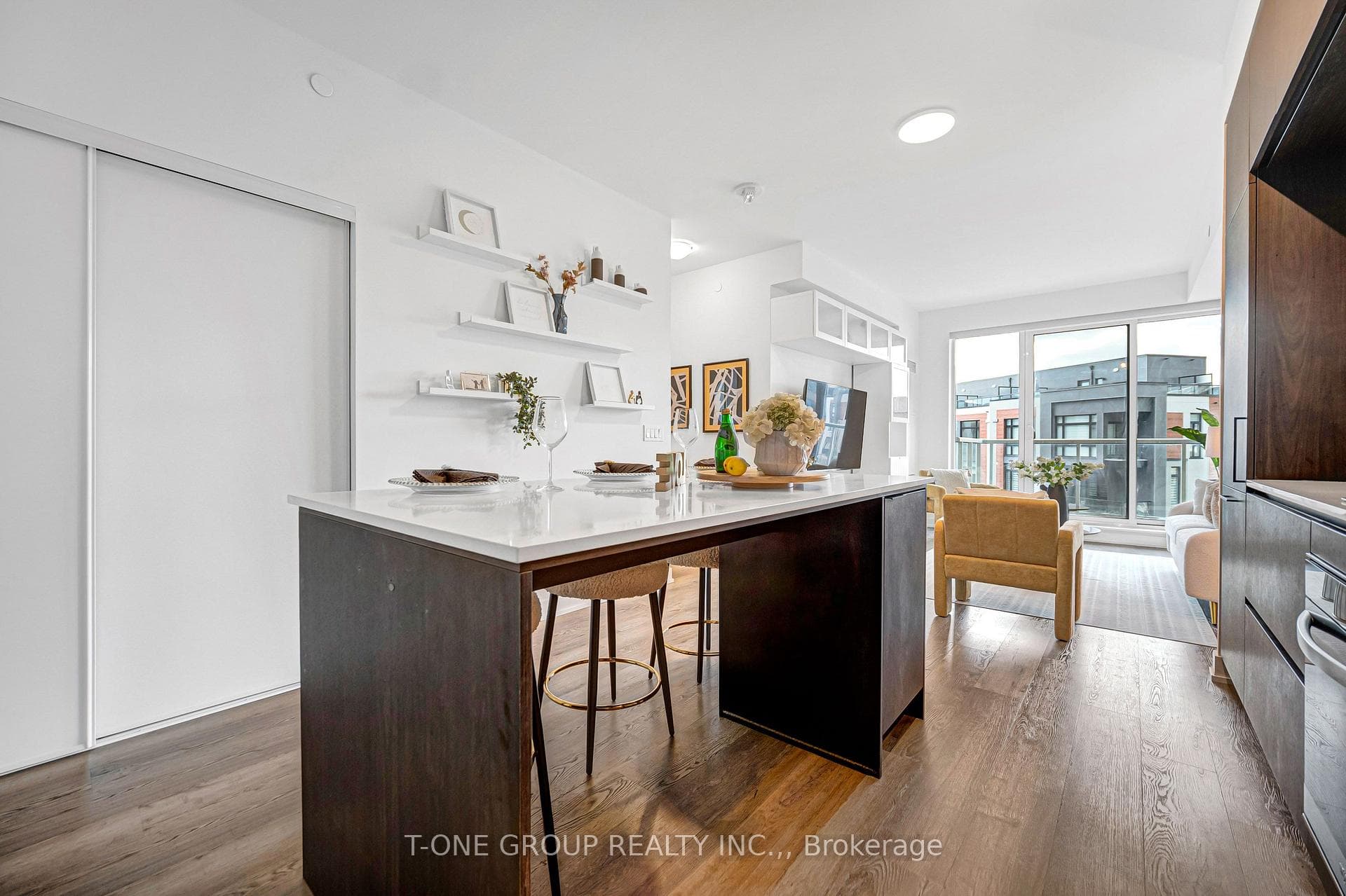 6 David Eyer Road Unit 313 photo 6