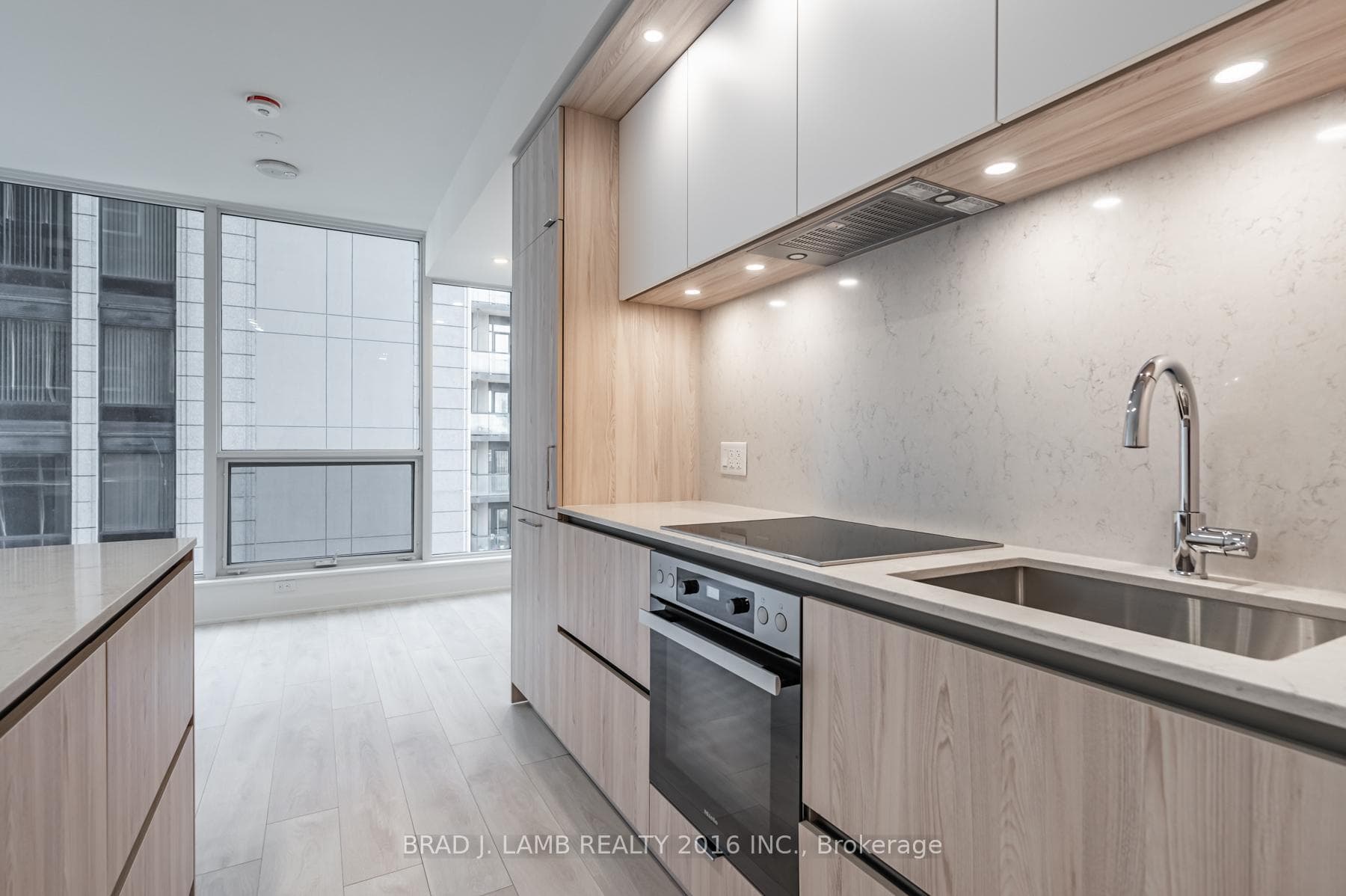 15 Mercer Street Unit 1307 photo 4