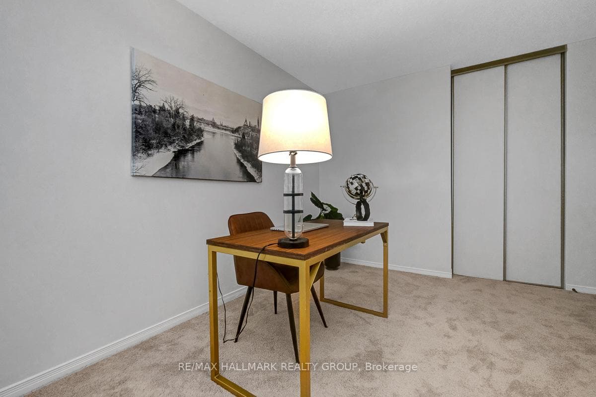 126 Dossetter Way photo 36