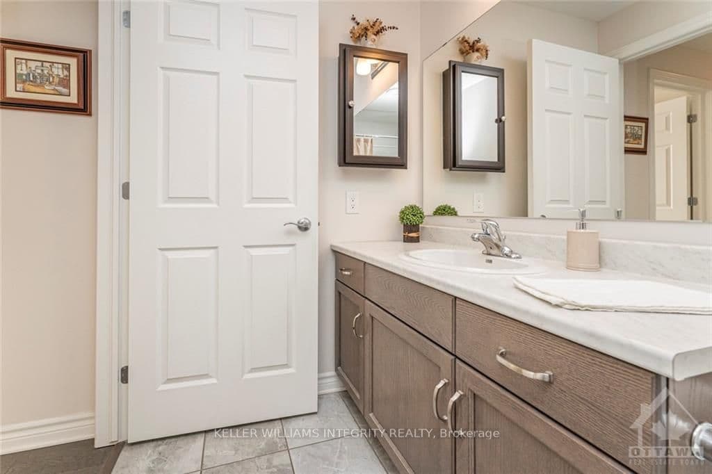 320 JATOBA Unit 303 photo 23