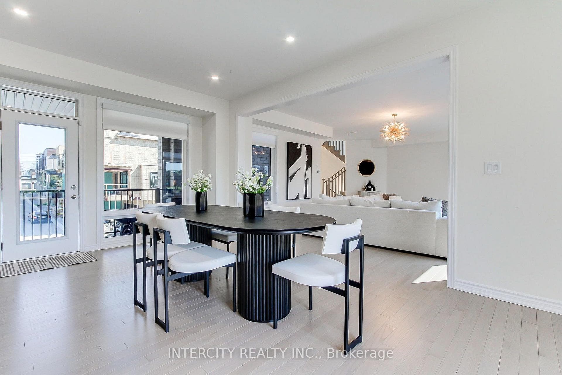 Dining Area with Balcony Access