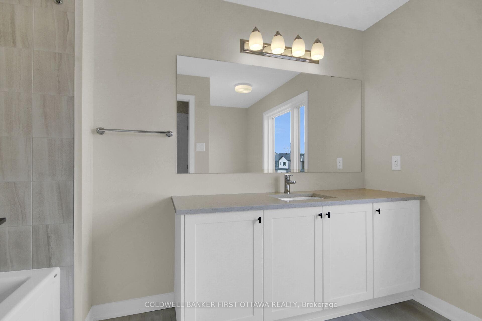 807 TINCTURE Place photo 44