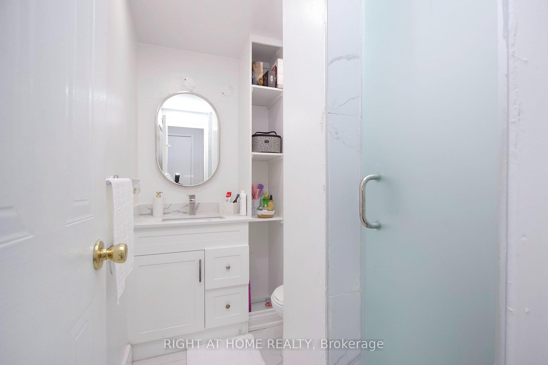 865 Attersley Drive photo 19