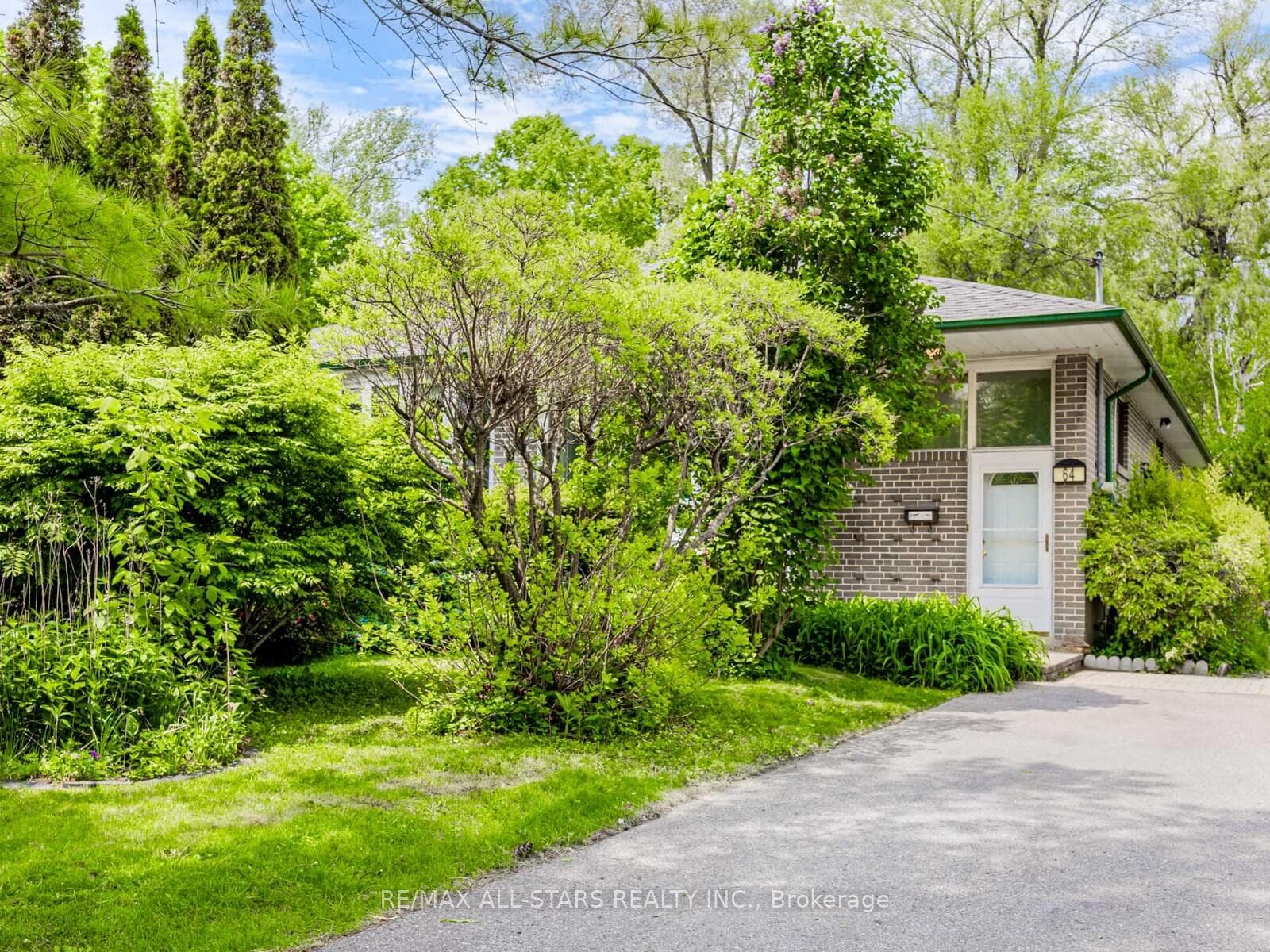 64 Greyabbey Trail photo 3