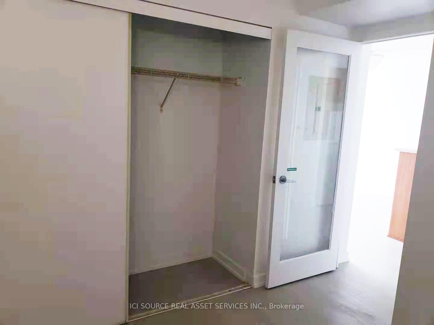 36 Lee Centre Drive Unit 2808 photo 12