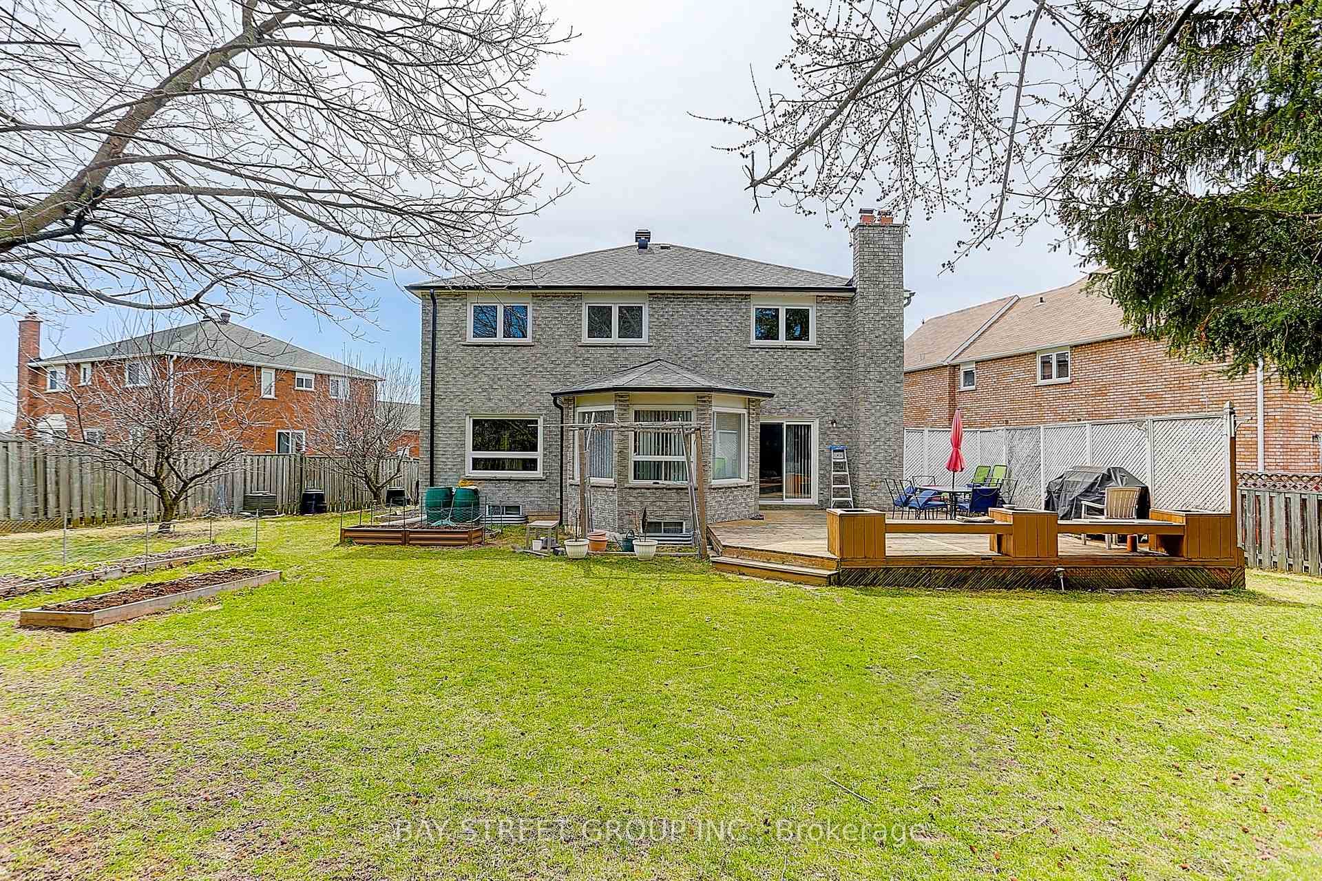 50 Delancey Crescent photo 37