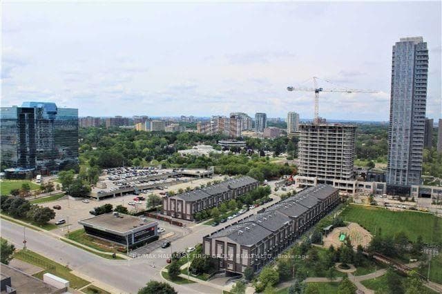 125 Village Green Square Unit 1808 photo 8