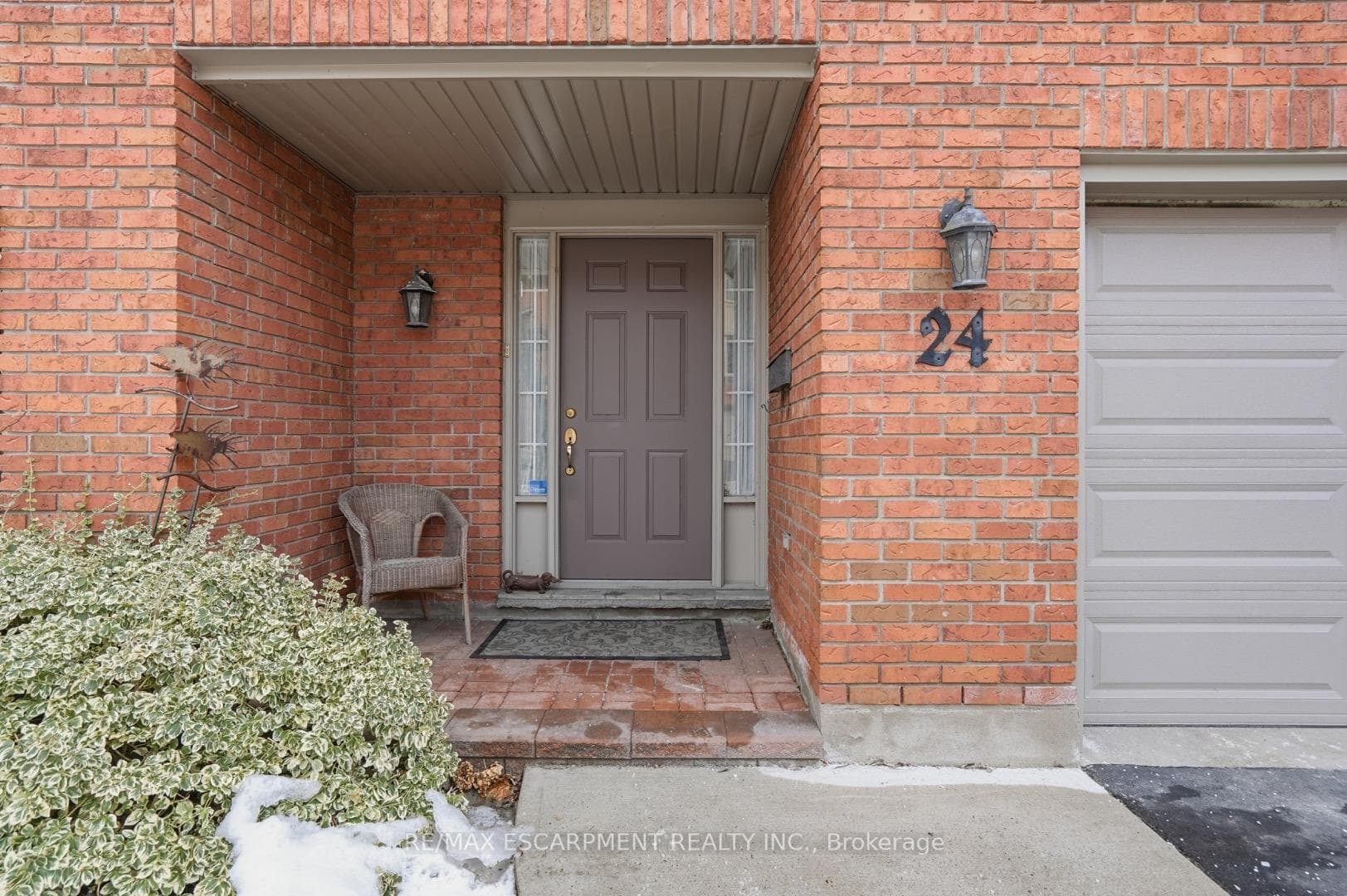 30 Osler Drive Unit 24 photo 3