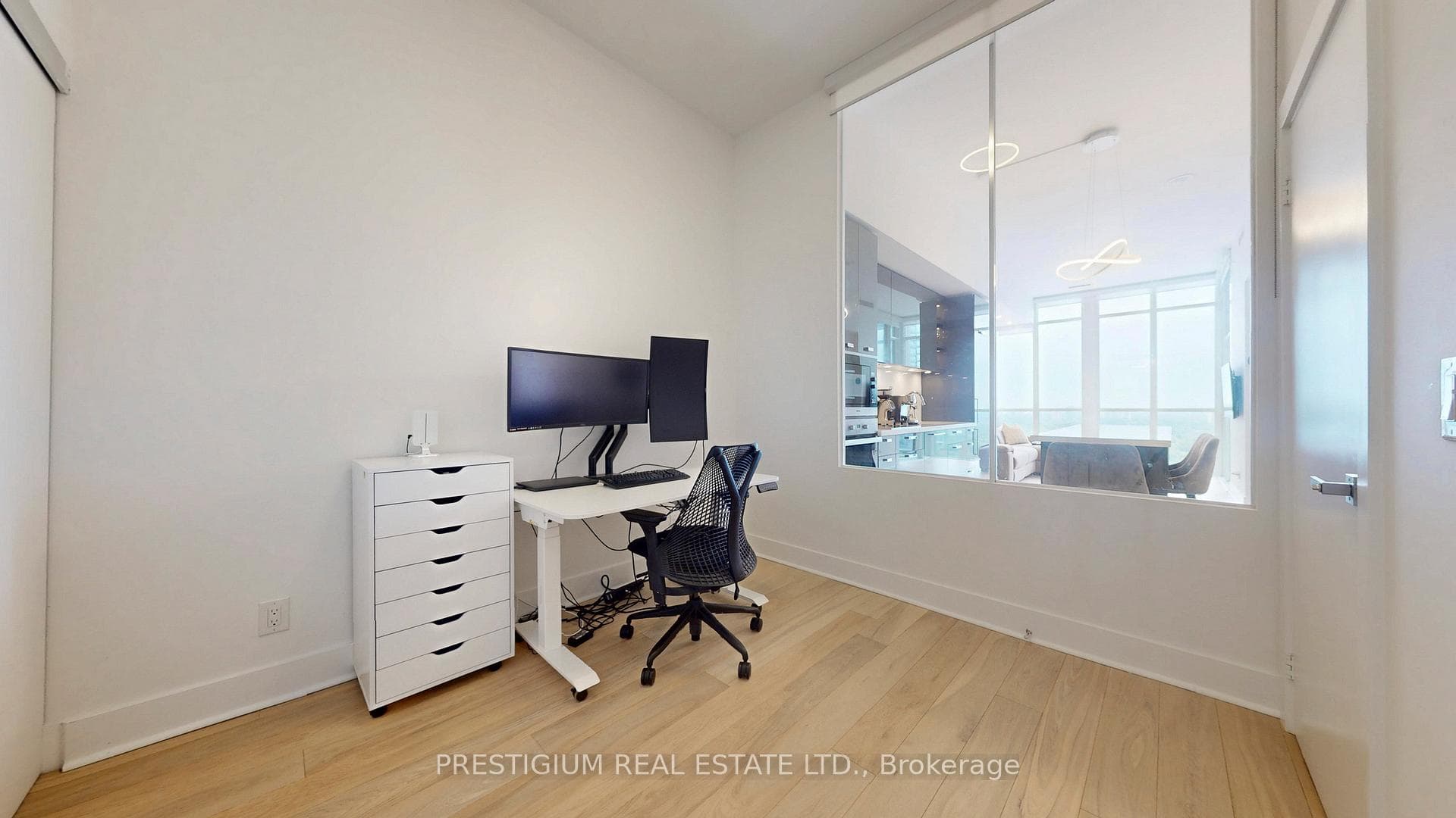 32 Davenport Road Unit 2405 photo 21