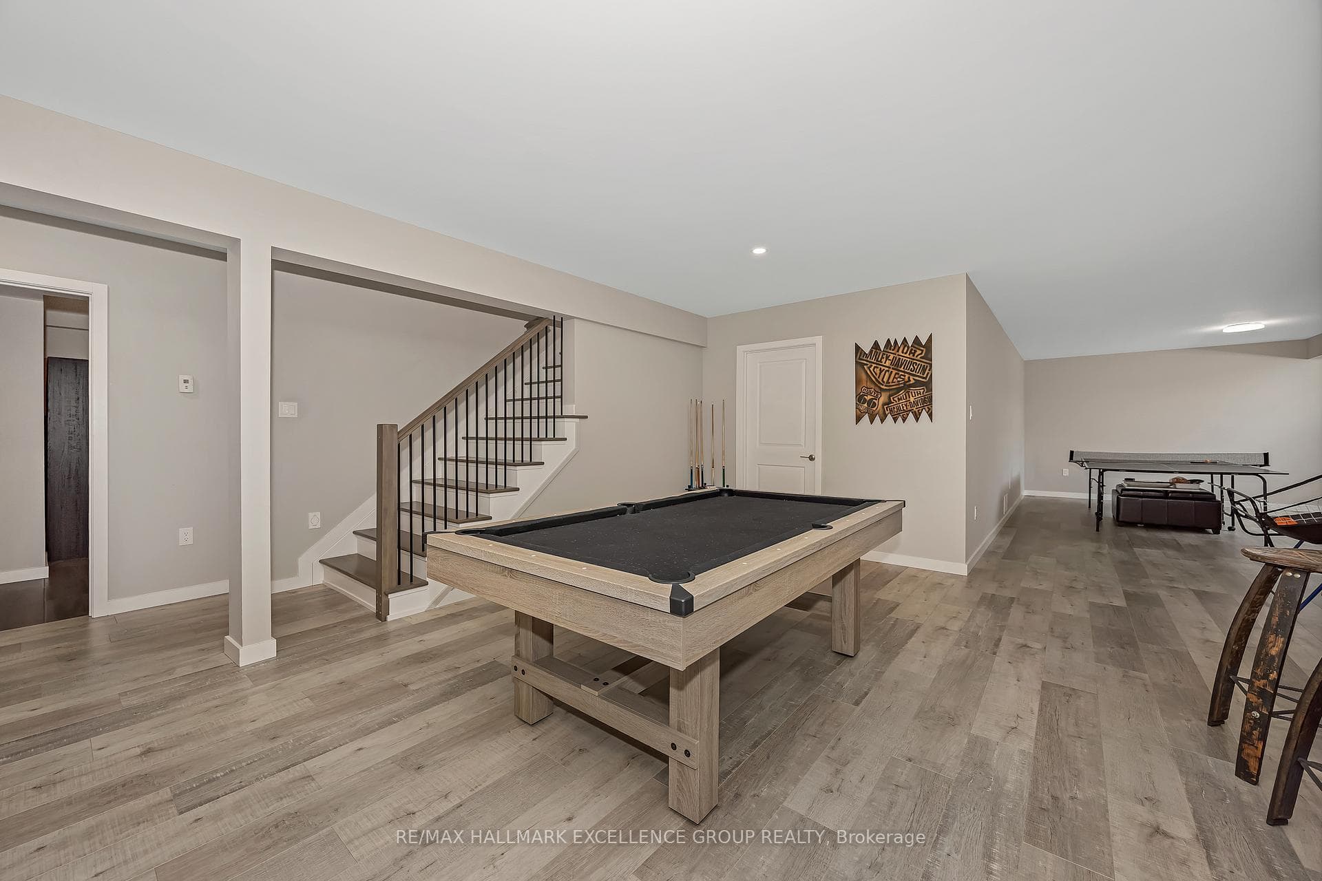 921 Colette Street photo 33