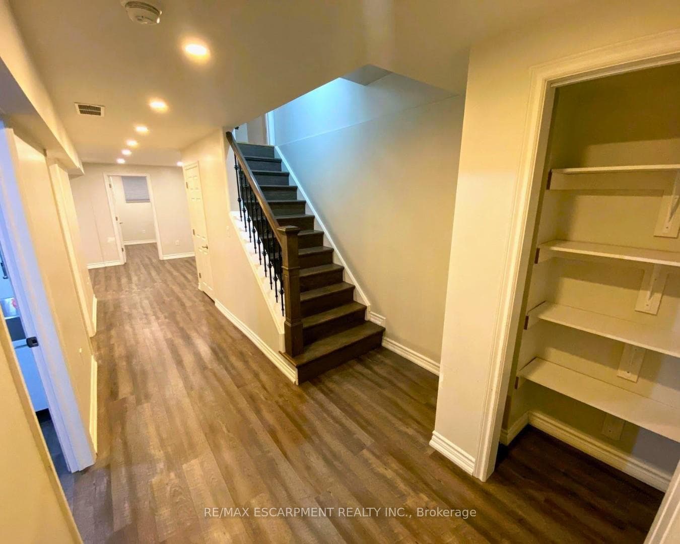 3824 Milkwood Crescent photo 20