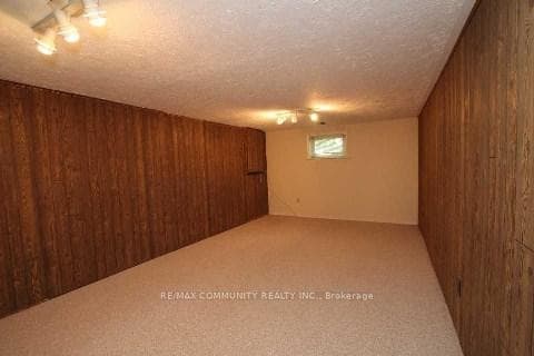 73 Fred Varley Drive photo 10