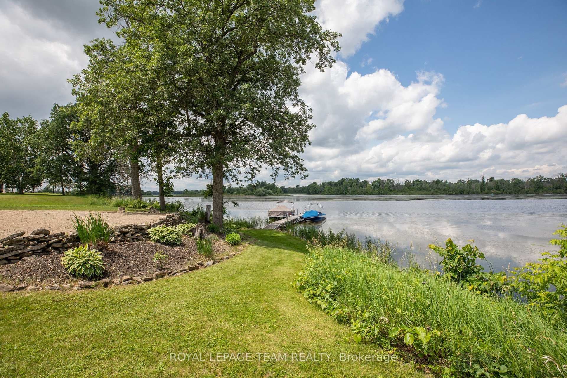 1683 River Road photo 44
