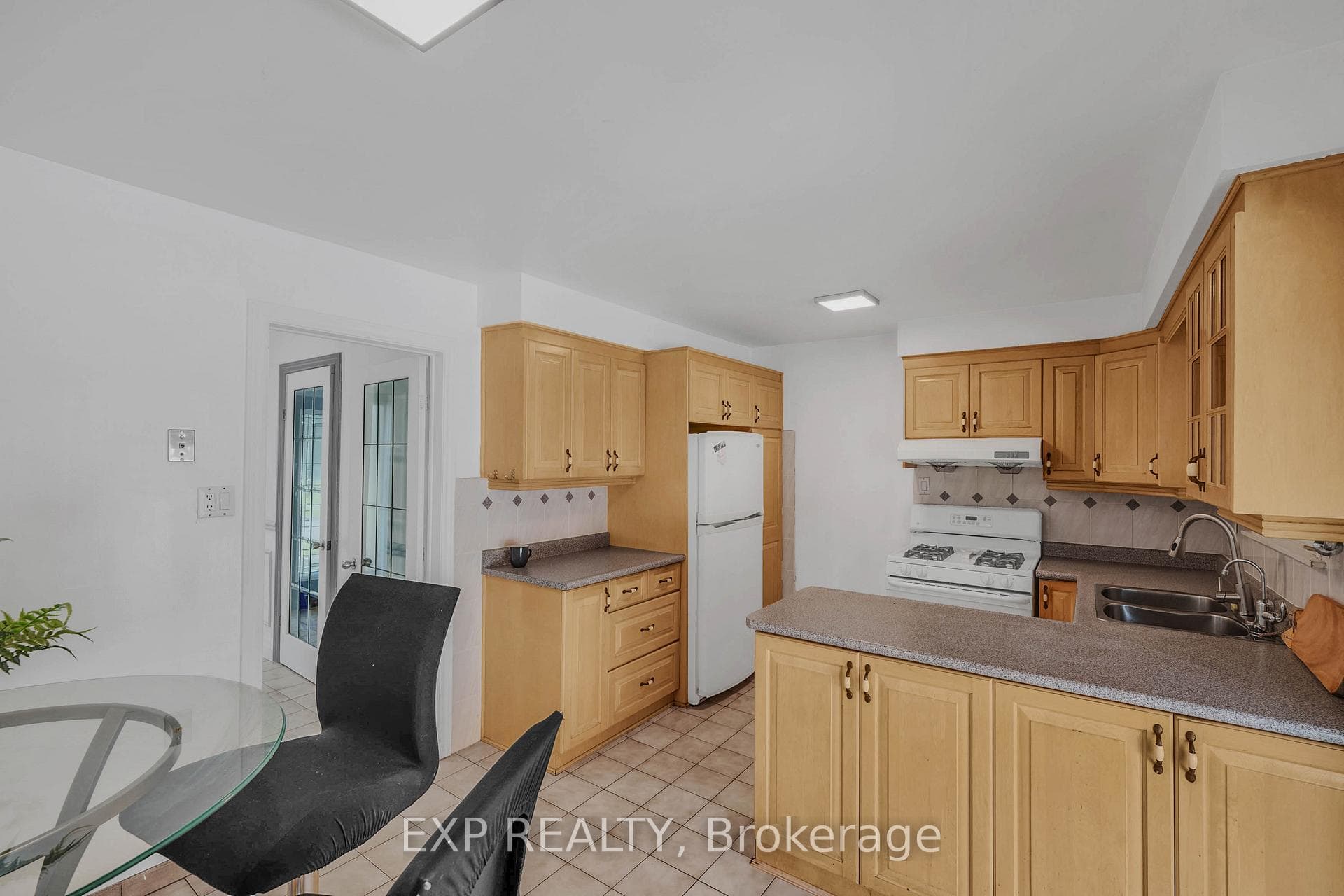 7201 Sigsbee Drive photo 10