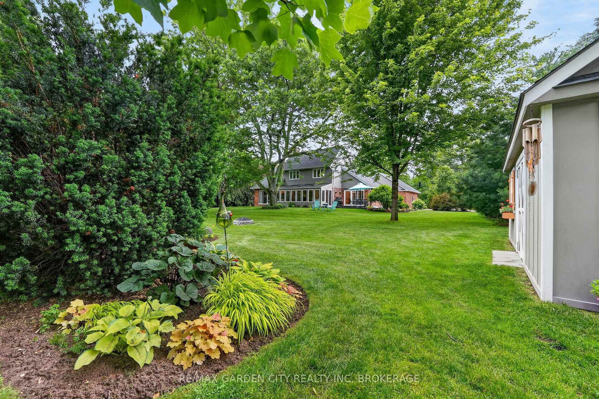 656 Memorial Drive photo 44