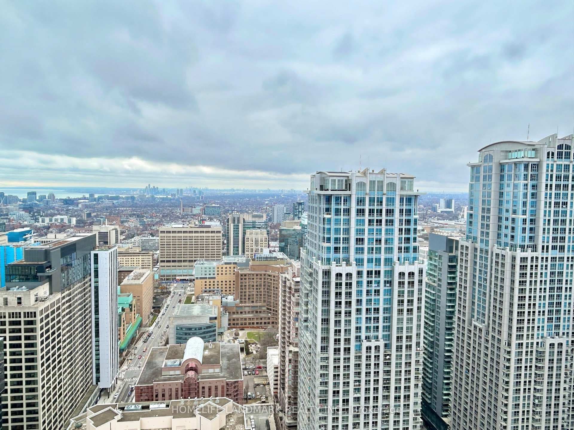 386 Yonge Street Unit 4415 photo 19
