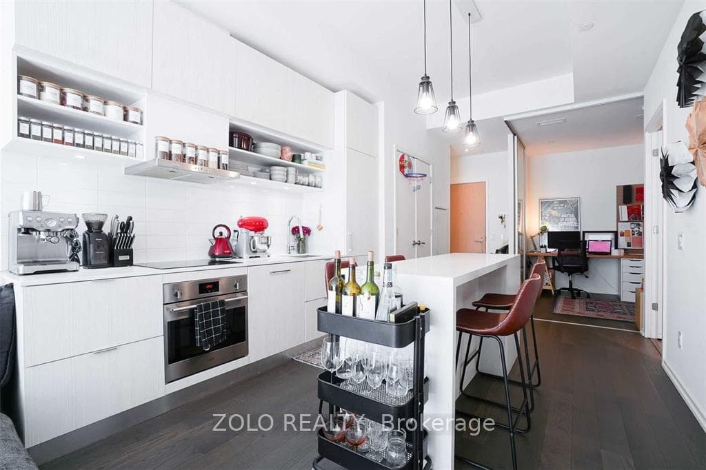5 Soudan Avenue Unit 1101 photo 2