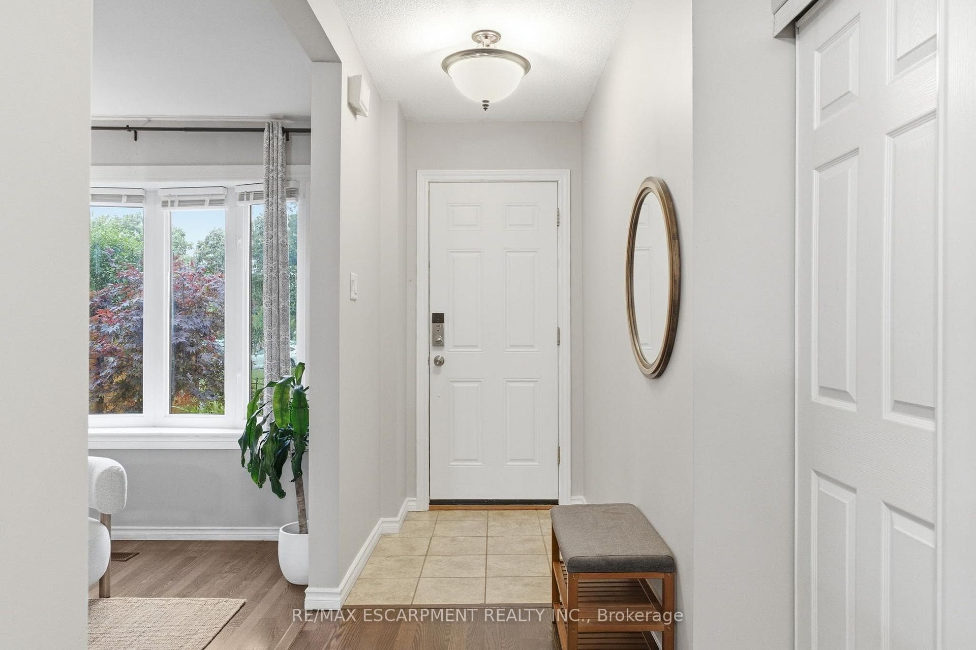 2367 Montgomery Drive photo 4