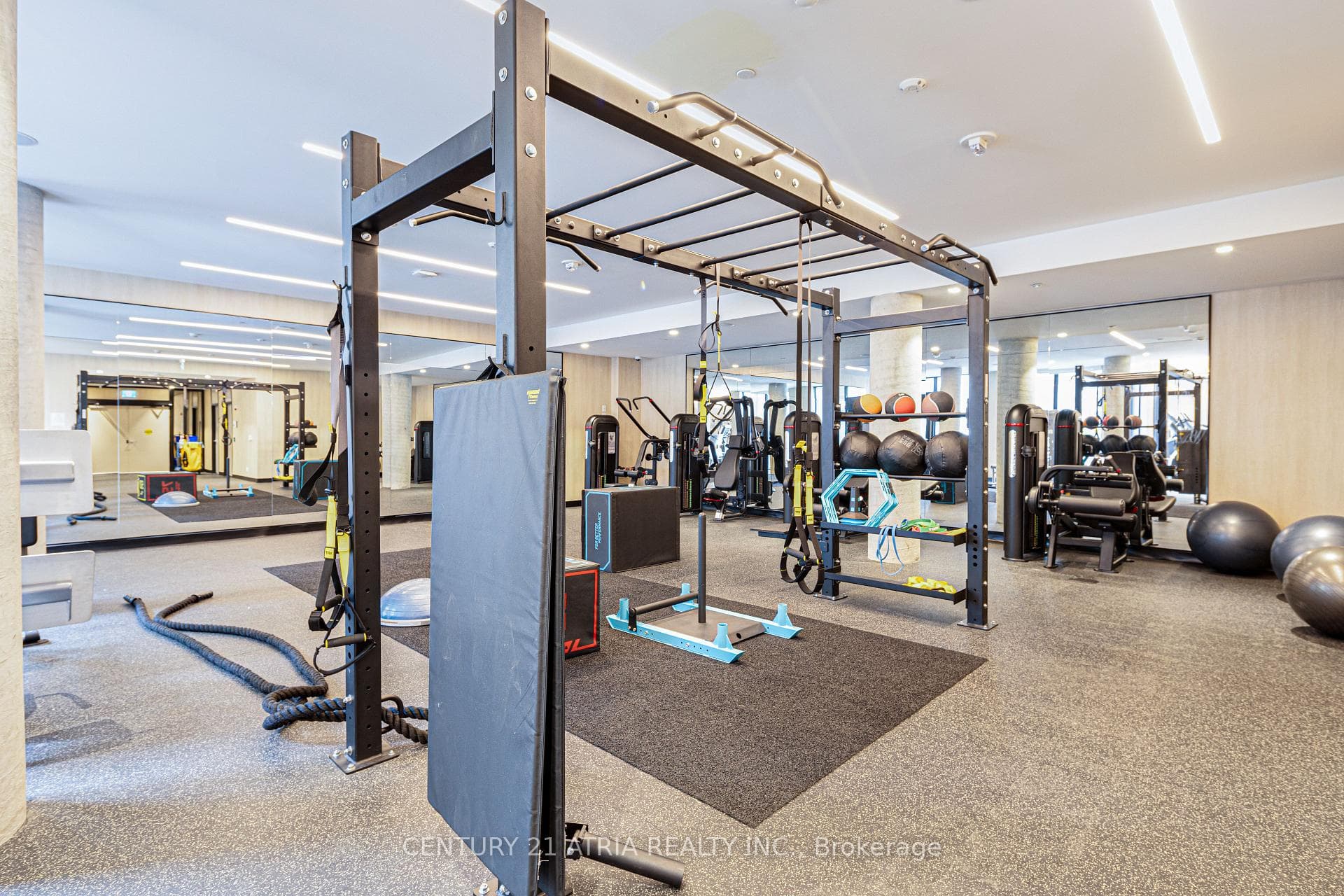 2020 Bathurst Street Unit 1702 photo 23