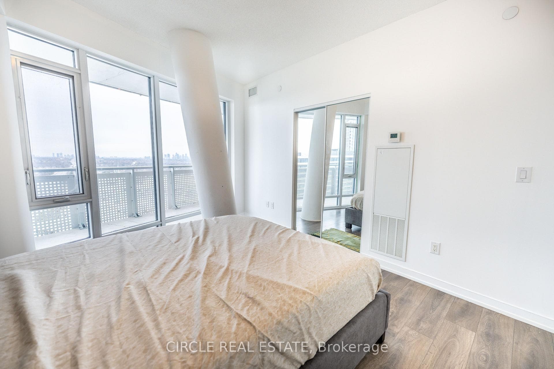 2520 Eglinton Avenue Unit 1206 photo 14