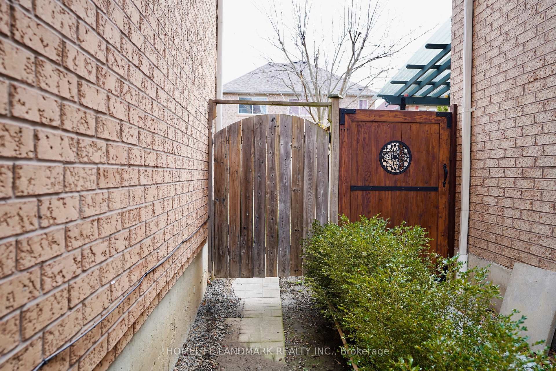3406 Southwick Street photo 2