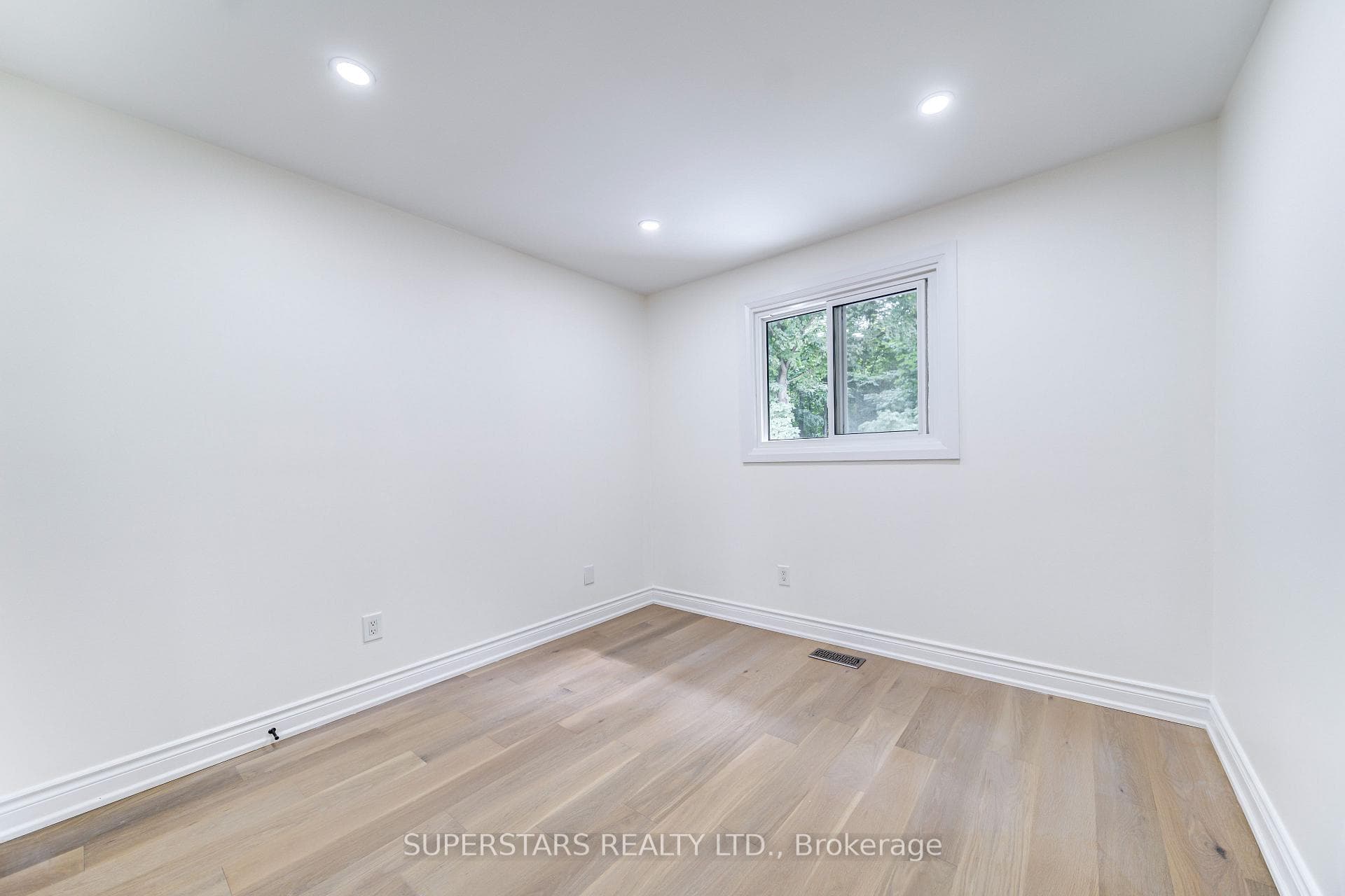 33 Red Oak Drive photo 26