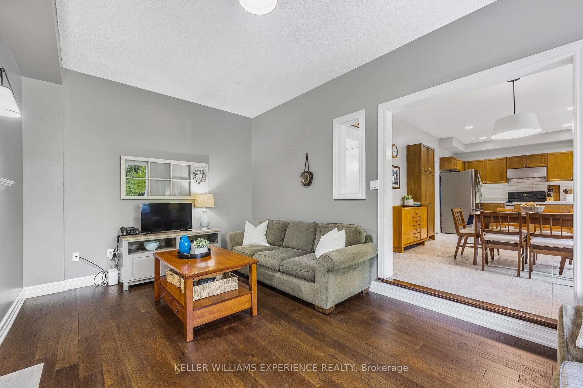 8 Springwood Court photo 6