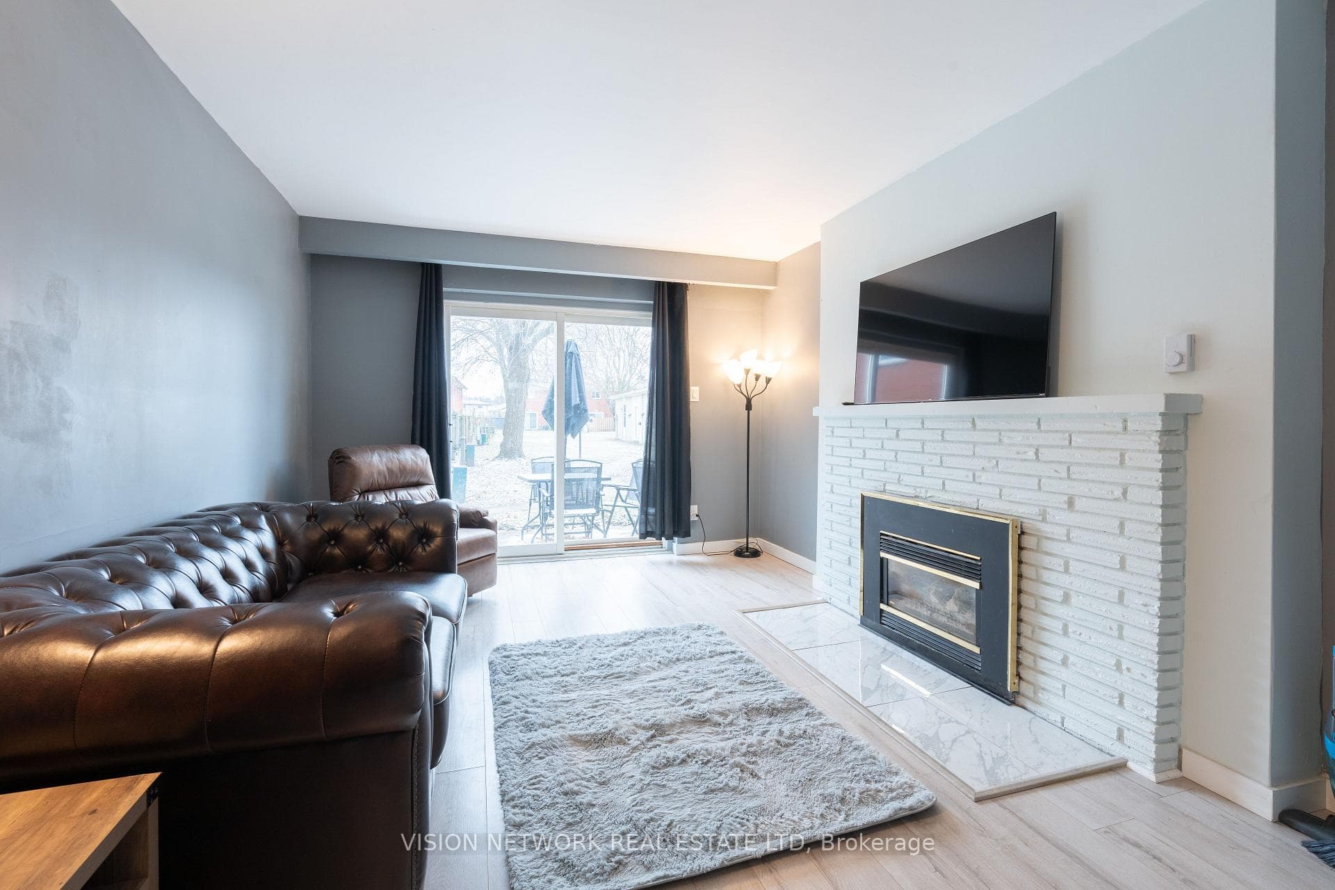 1090 Kipps Lane Unit 186 photo 8