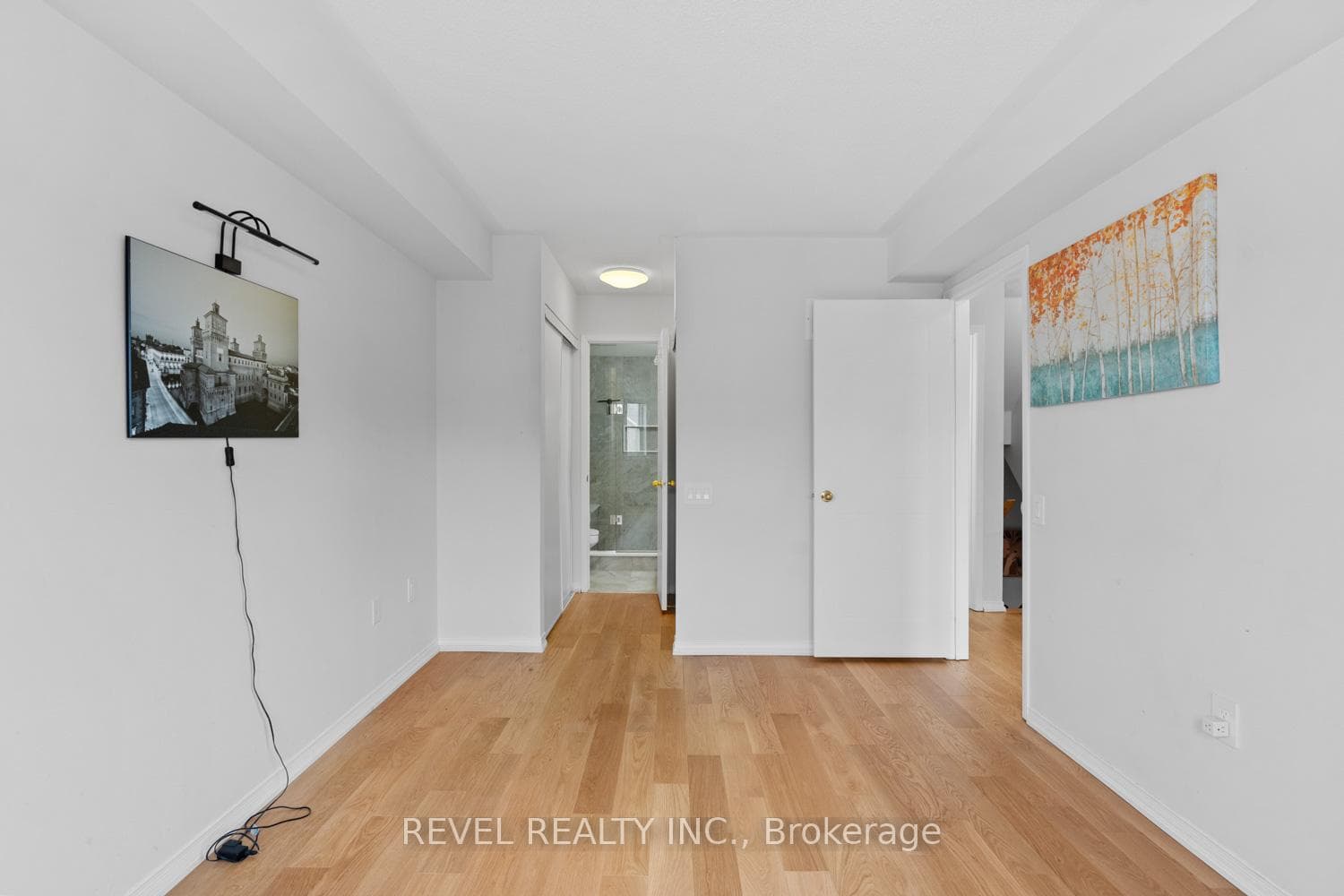 760 Lawrence Avenue Unit 115 photo 15