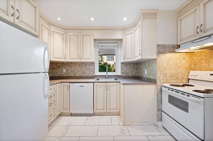126 Patricia Drive photo 12