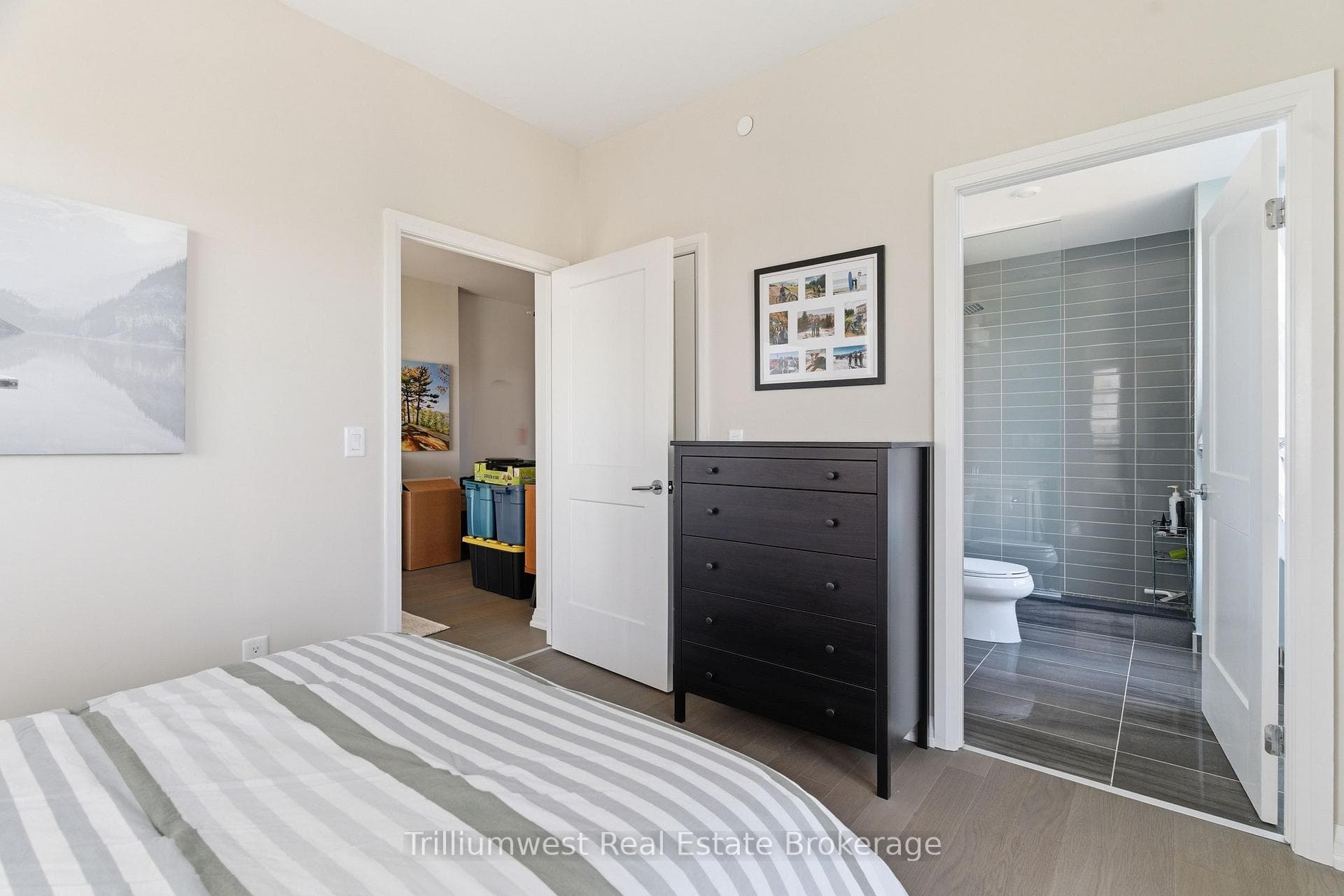155 Caroline Street Unit 702 photo 21