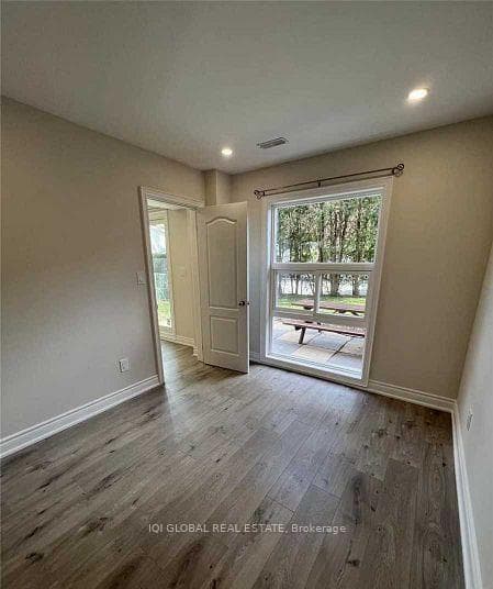 92 Heatherside Drive Unit Main photo 5
