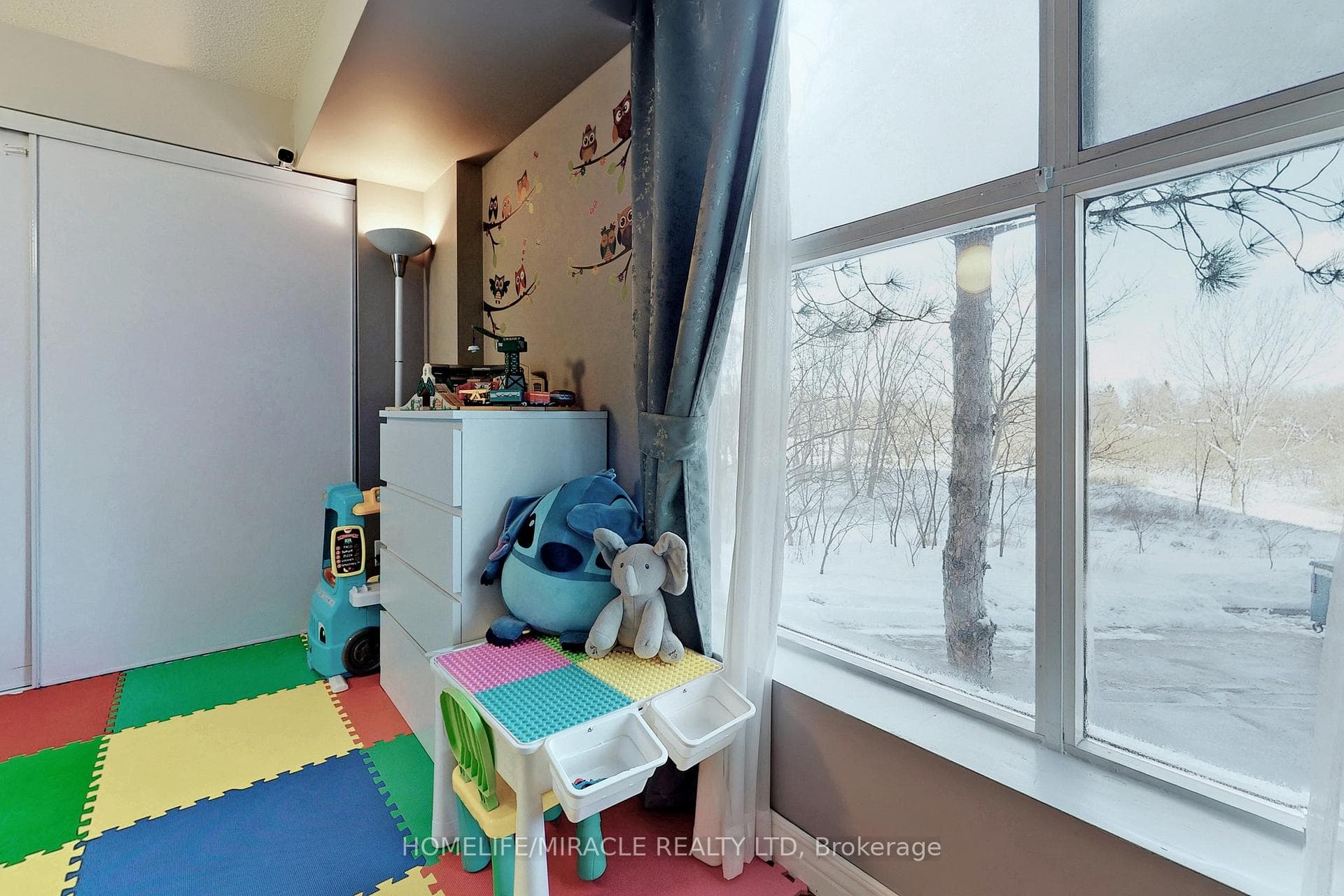 90 Dale Avenue Unit 201 photo 20