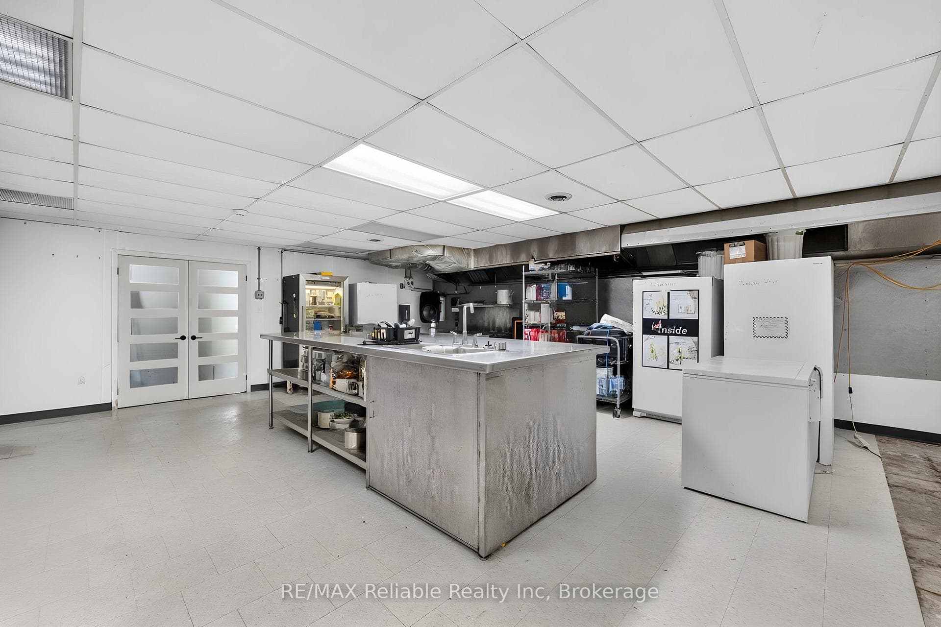 3969 Matilda Street photo 17
