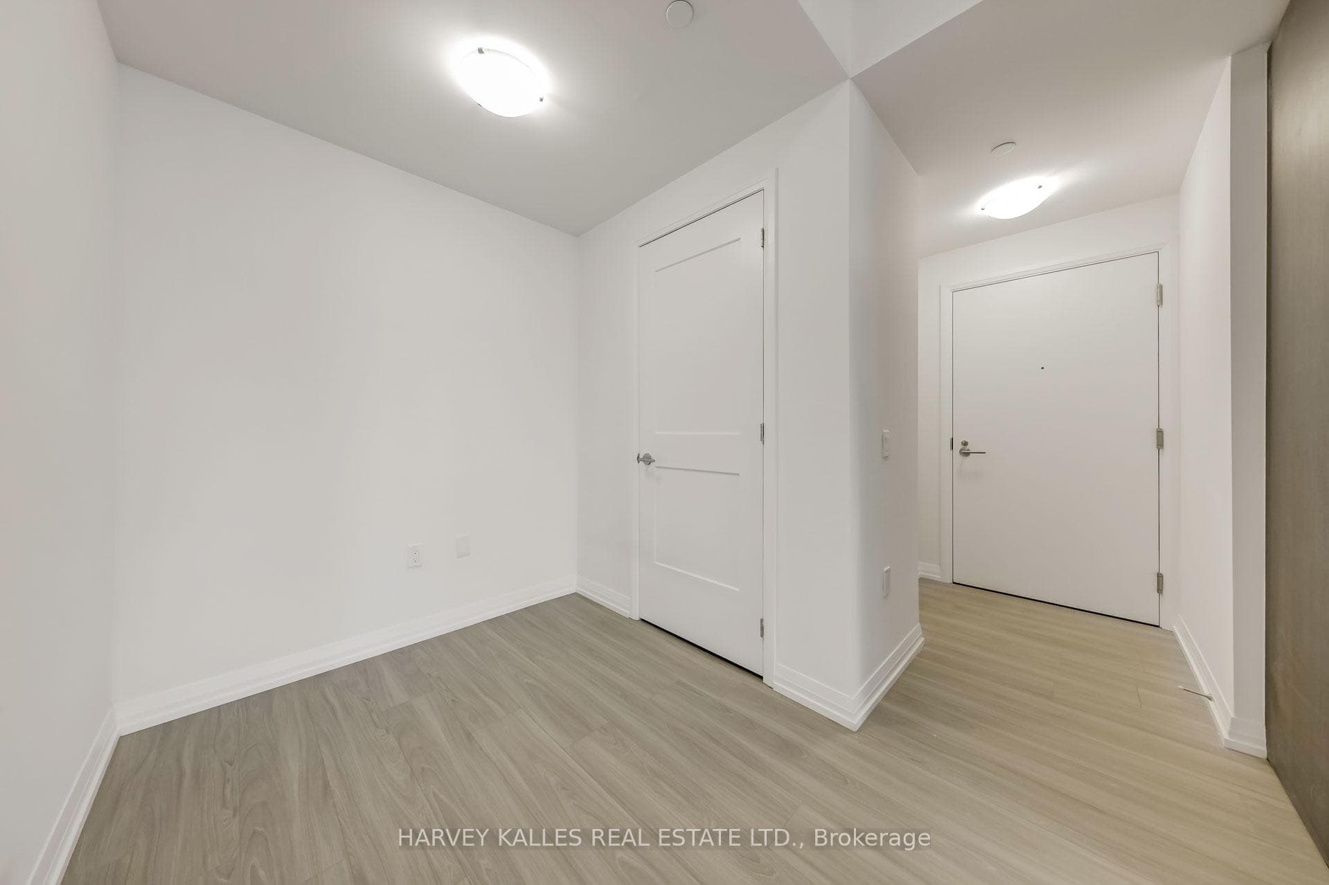 50 Dunfield Avenue Unit 3320 photo 15