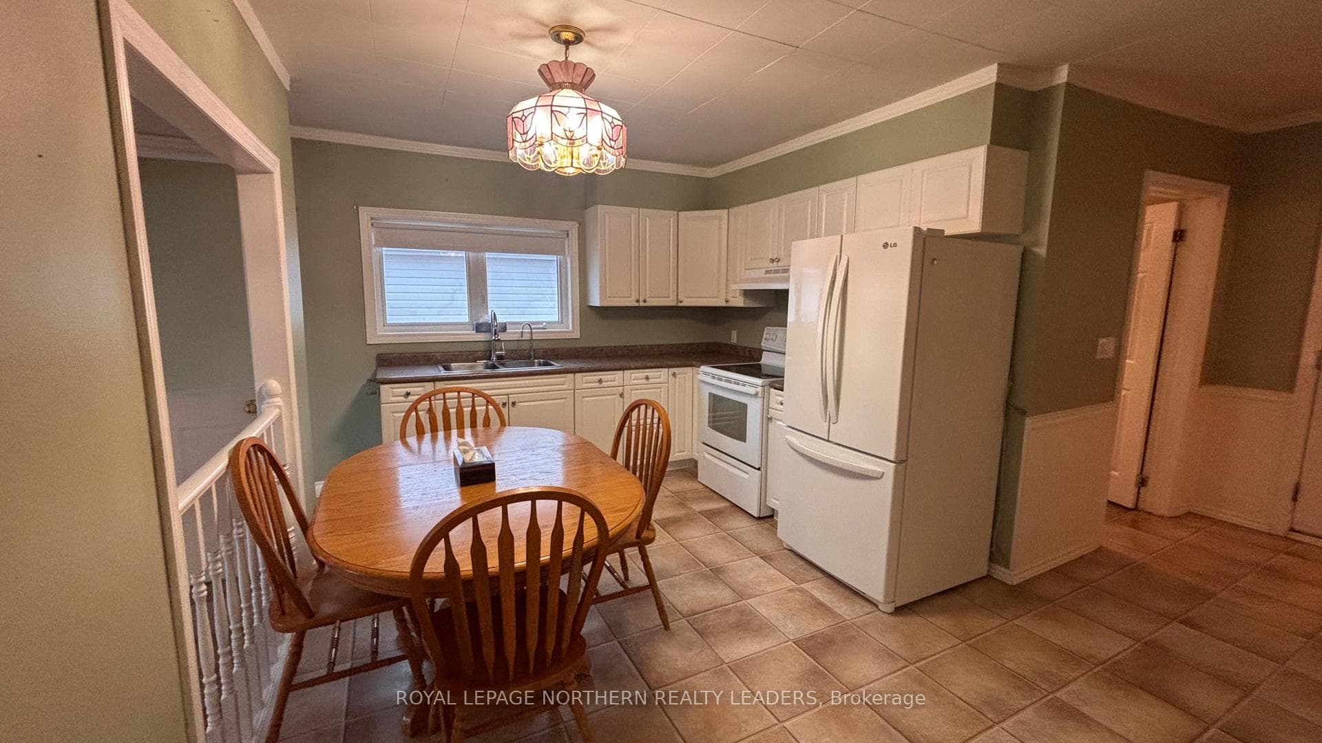 299 Third Avenue photo 16